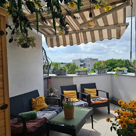 Luxurious, Floral Penthouse Terrace&sauna